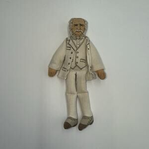Vintage 1979 Hallmark Mark Twain Cloth Doll 400DT114-1